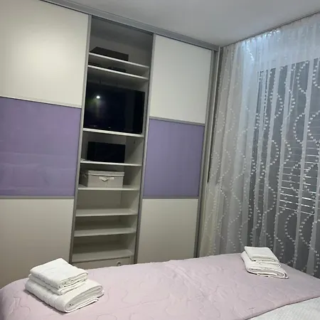 Anaa Radovljica
